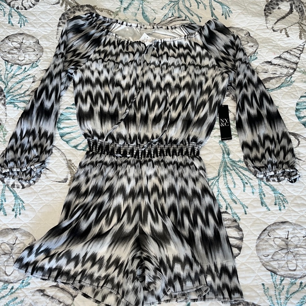 NEW YORK & COMPANY Romper, Size: XS